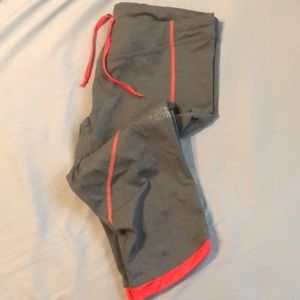 Women’s The North Face leggings